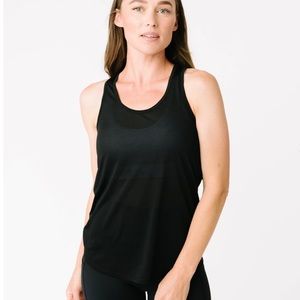 Zyia Black Vented Open Back Tank | medium